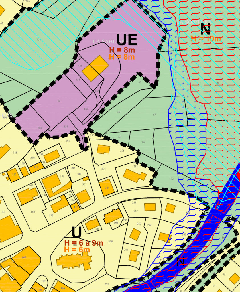 Le plan de zonage du Plan Local d'Urbansime délimite des zones qui renvoient à un règlement particulier pour chacune d'entre elles.